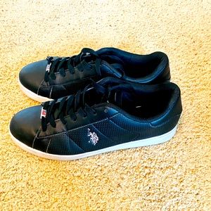 Men’s Polo shoes size 11